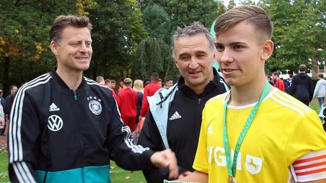 尽可能压低 尽可能压低